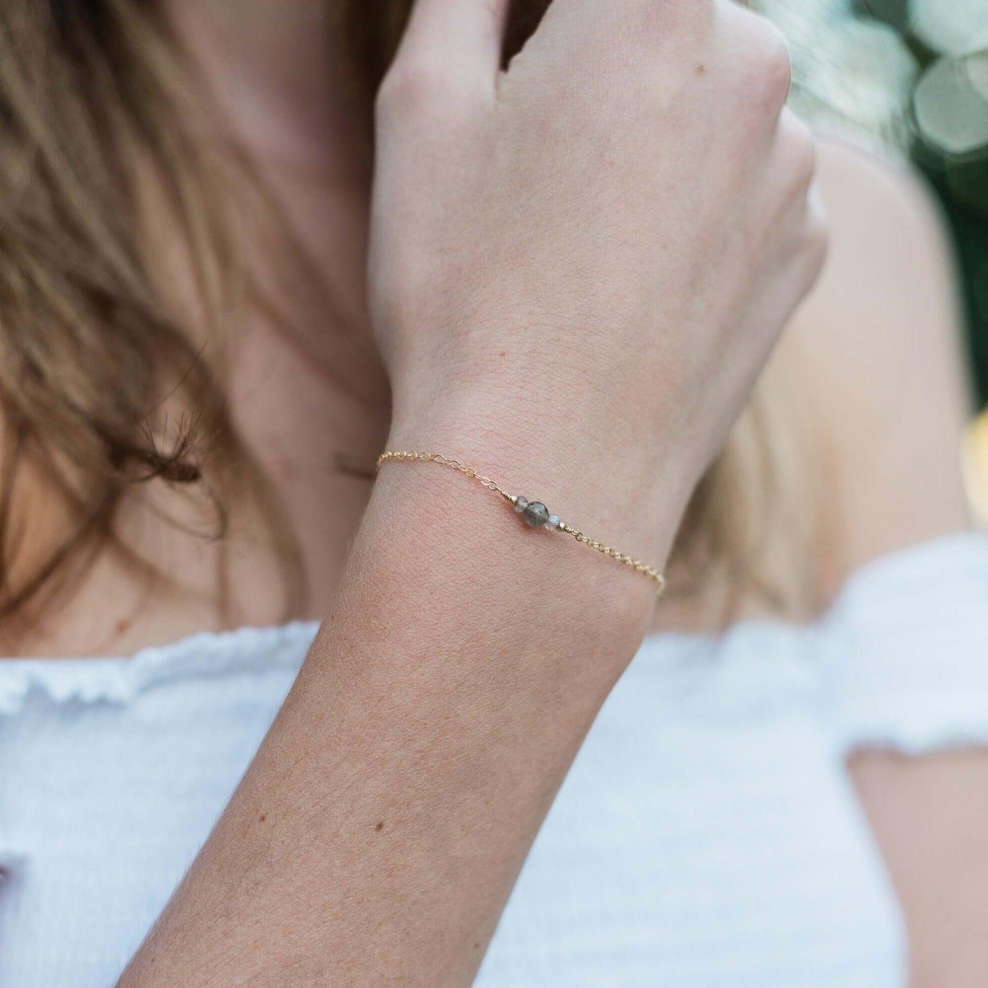 Dainty Labradorite Gemstone Bracelet - Dainty Labradorite Gemstone Bracelet - 14k Gold Fill - Luna Tide Handmade Crystal Jewellery