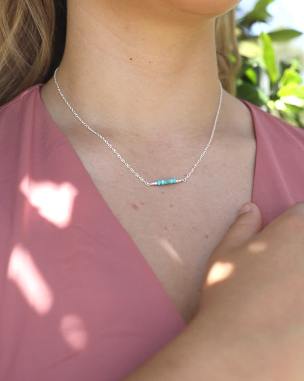 Sparkling Turquoise Faceted Bead Bar Necklace