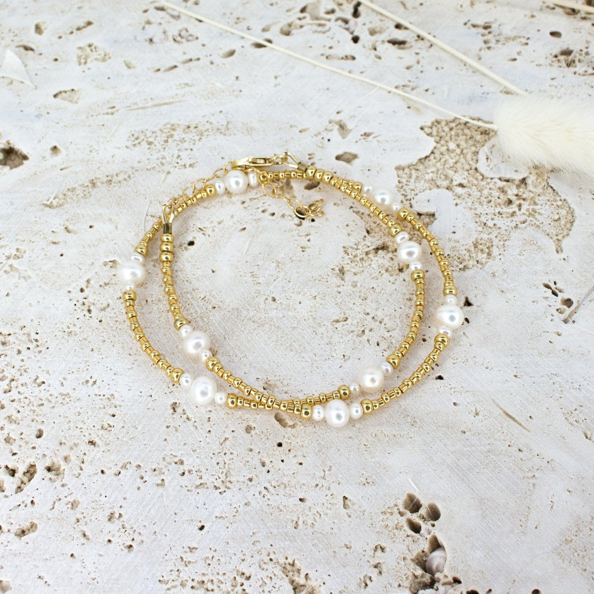 Freshwater Pearl Ancient Tides Choker Necklace - Freshwater Pearl Ancient Tides Choker Necklace - 14k Gold Fill - Luna Tide Handmade Crystal Jewellery