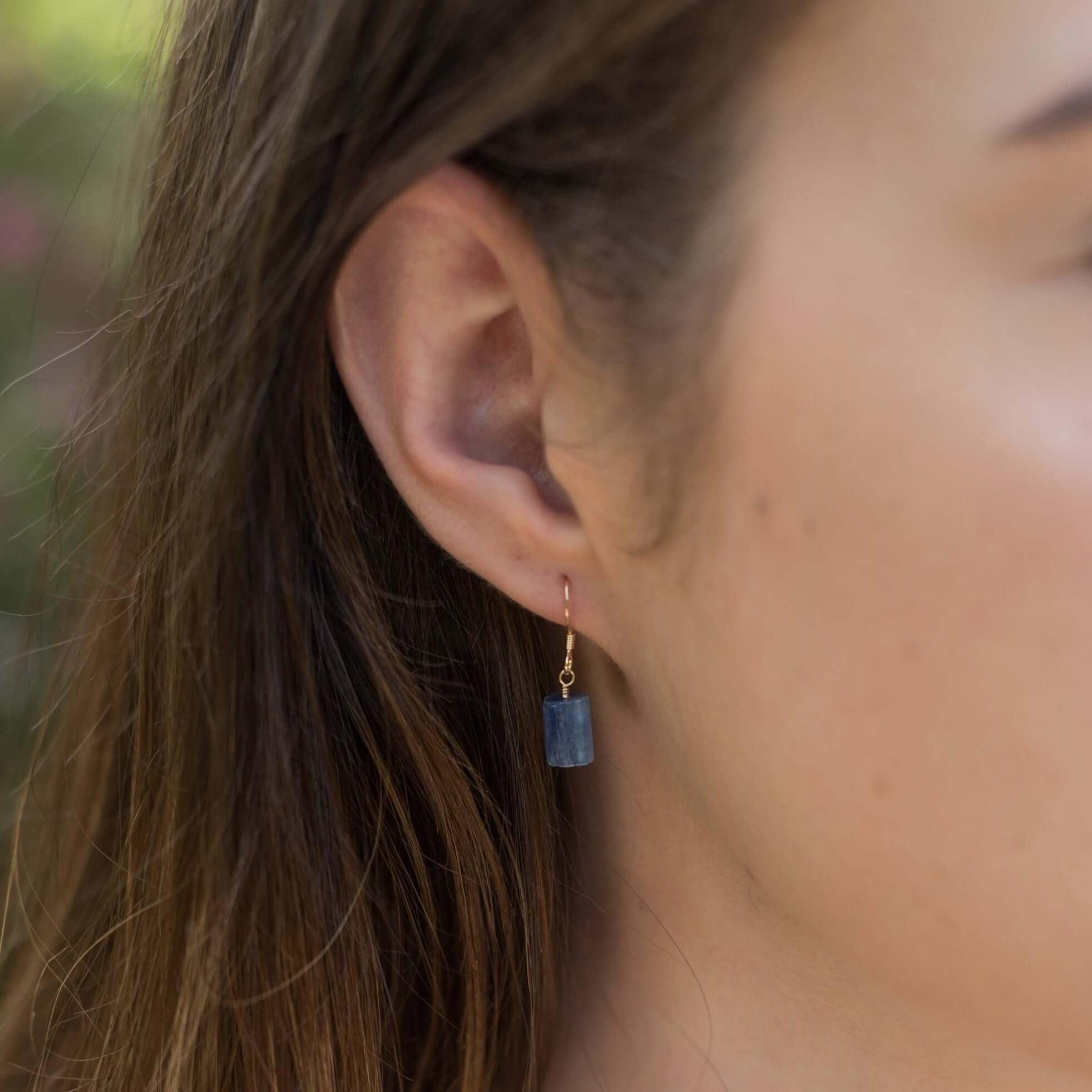 Raw Blue Kyanite Crystal Dangle Drop Earrings - Raw Blue Kyanite Crystal Dangle Drop Earrings - Sterling Silver - Luna Tide Handmade Crystal Jewellery