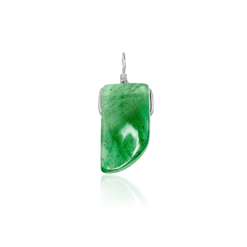 Small Smooth Aventurine Crystal Pendant with Gentle Point - Small Smooth Aventurine Crystal Pendant with Gentle Point - Sterling Silver - Luna Tide Handmade Crystal Jewellery