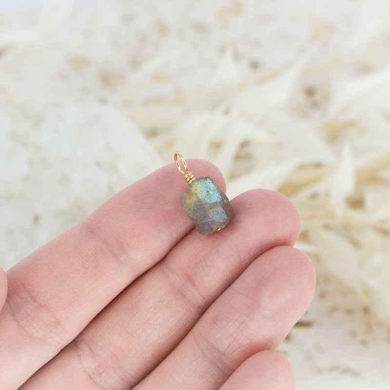 Tiny Raw Labradorite Crystal Pendant - Tiny Raw Labradorite Crystal Pendant - 14k Gold Fill - Luna Tide Handmade Crystal Jewellery